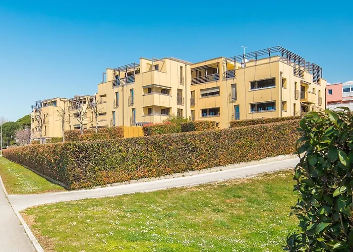 Apartment Residence Porec Пореч