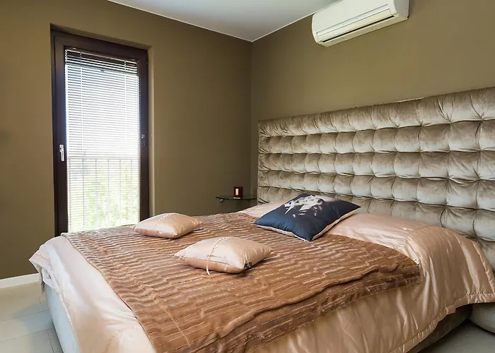 Apartment Residence Porec Апартаменти *